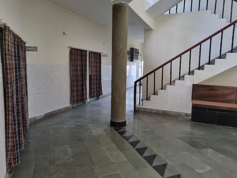 Chhattisgarh Hospital -  Hospital in Raipur - Baloda Bazar Marg, below Flyover bridge, behind Usha Estates, Mowa, Raipur, Chhattisgarh 492007, India