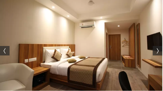 Le Roi Raipur Hotel -  Hotel in Multifunctional Complex Raipur, Railway Station, Station Road, Raipur, Chhattisgarh 