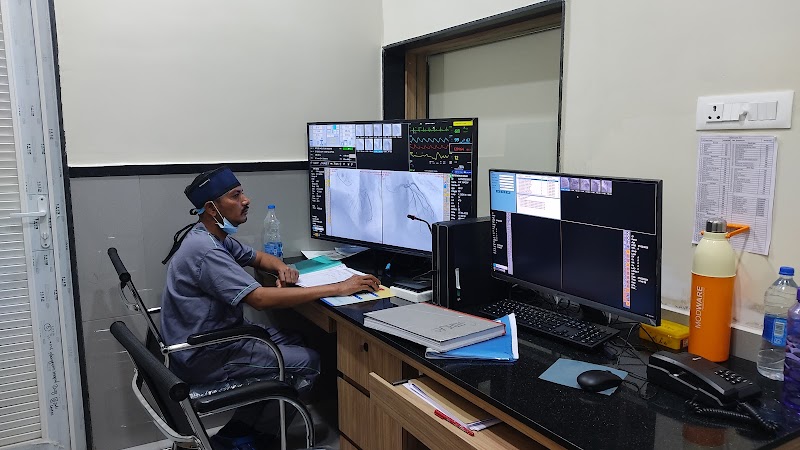 AKASH BAKHSHI CARDIOLOGIST