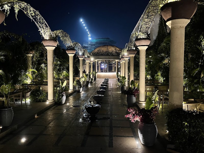 Babylon International - Hotel in Raipur