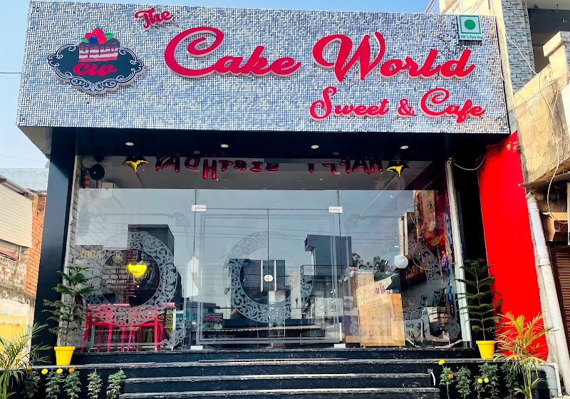 Cake world cafe - Bakery in Mungeli