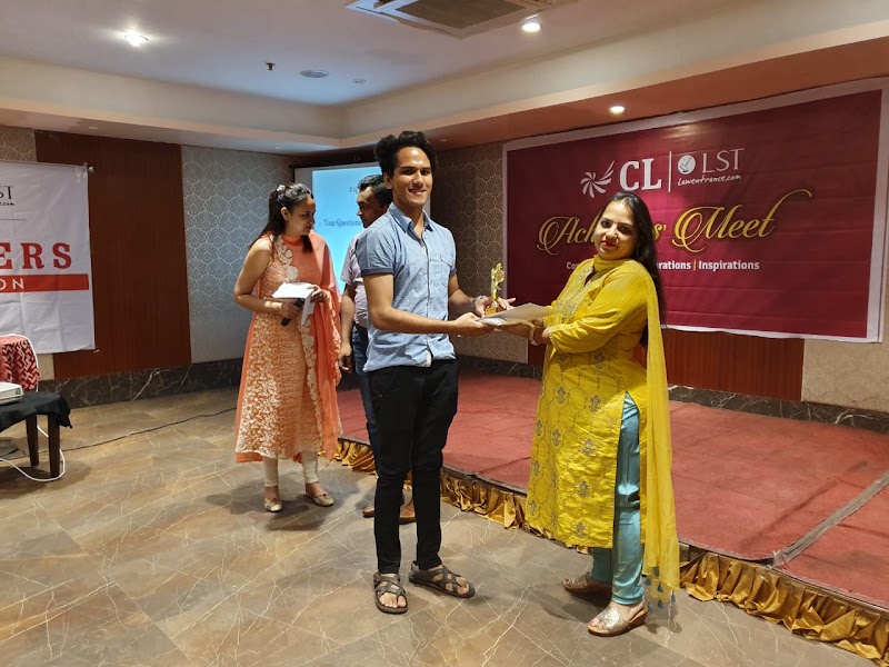 Career Launcher Raipur - Coaching Center in Shankar Nagar, Raipur