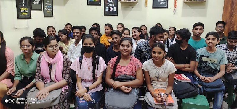 Chinmoy Sir Chemistry - Coaching JEE/NEET in Santoshi Nagar, Raipur
