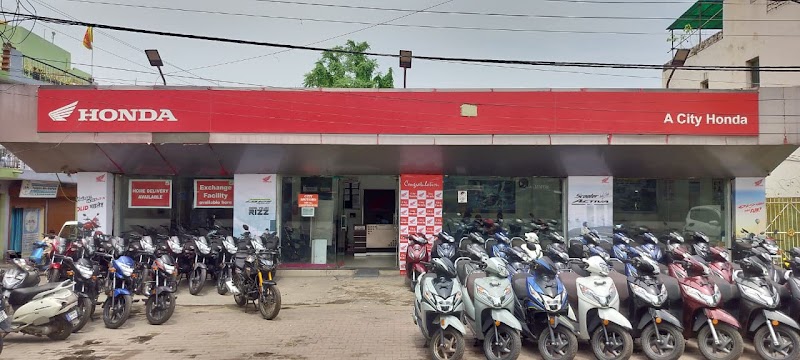 CITY HONDA KALIBADI - 4 Wheeler Showroom in Budhapara, Raipur