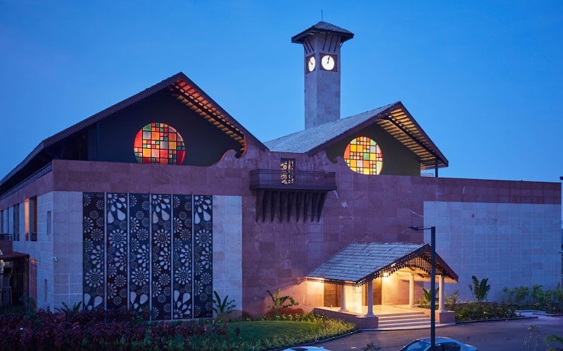 Club Anandam - Resort in Raipur