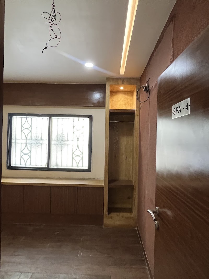 Commercial Property - Commercial Spaces in Raipur