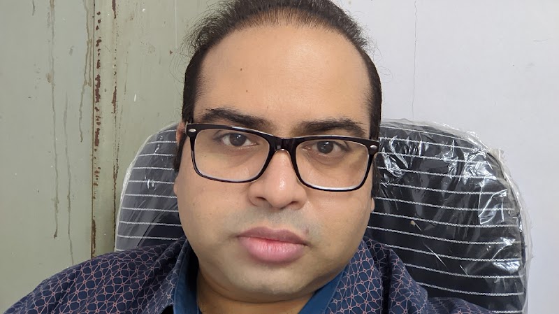  Dr. Ashish Nikhare