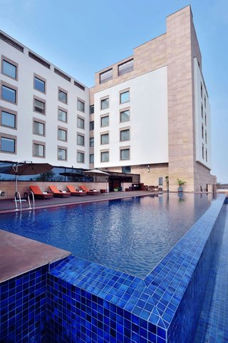 Courtyard by Marriott - Hotel in Raipur