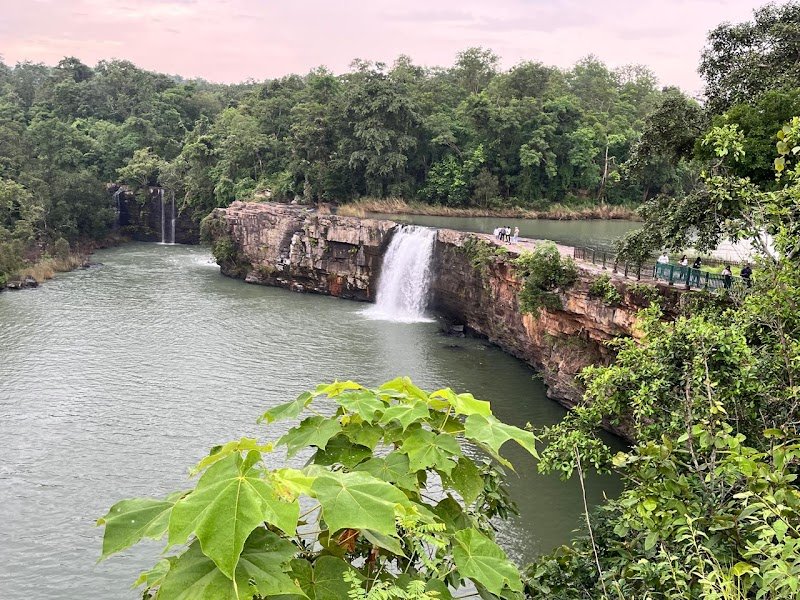 Devdhara Waterfall, a Tourist Spots in Gariaband