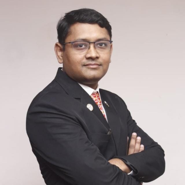 Dr. Nikhil Kakani 
