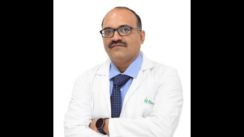 Dr. Ravindra 