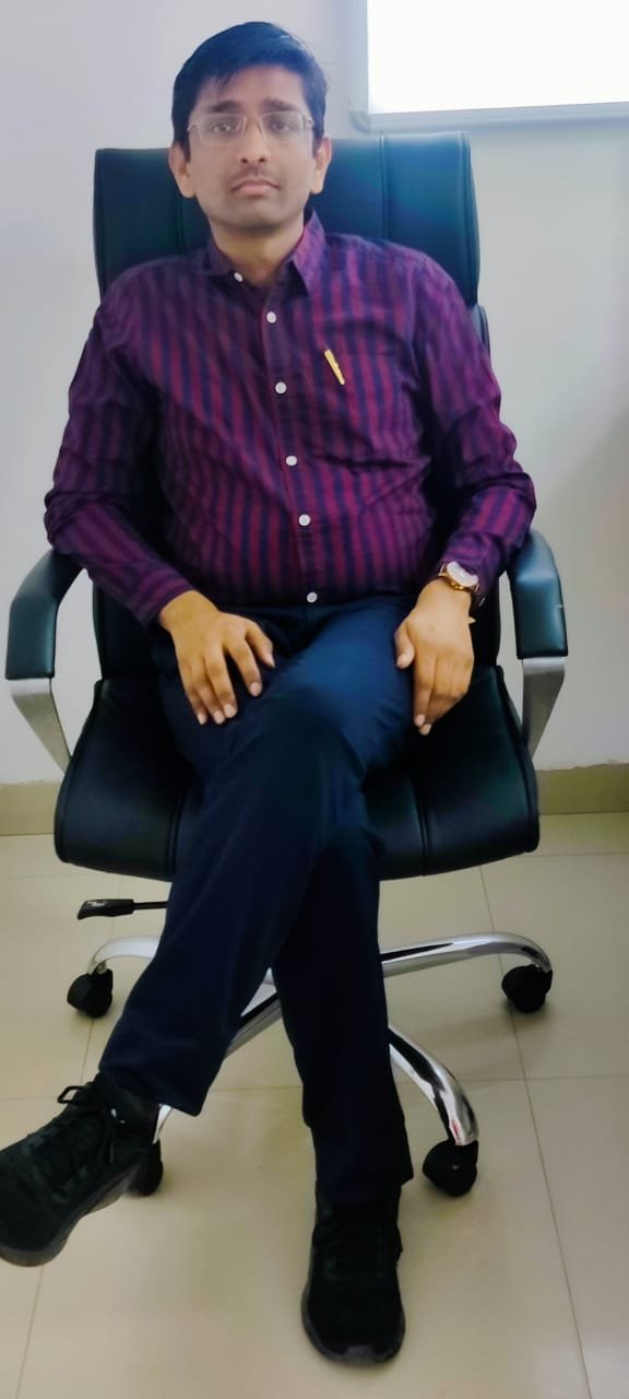 Dr Saket agrawal