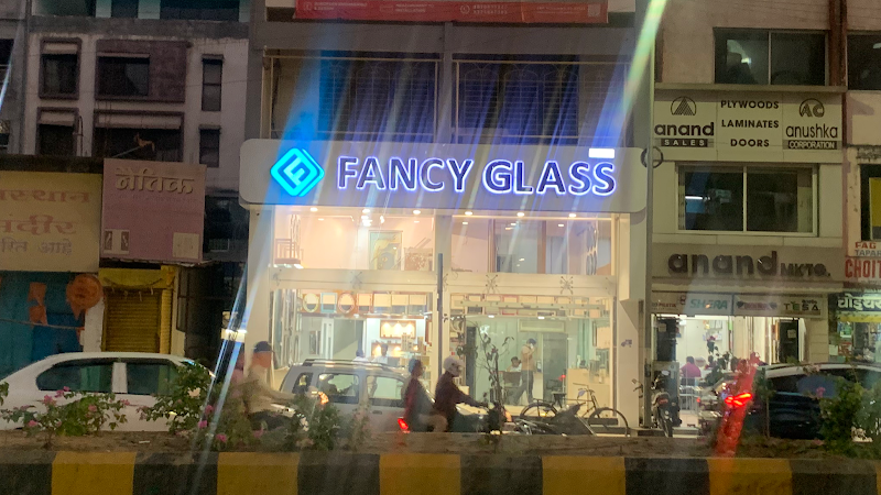 Fancy Frame Glass Stores