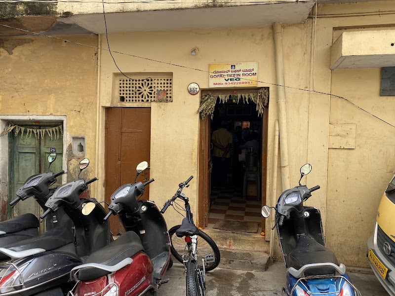 gopal tiffin room