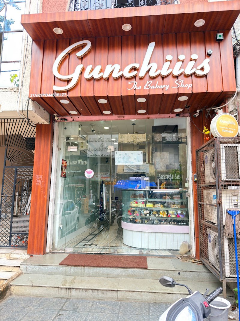 GUNCHIIIS THE BAKERY SHOP