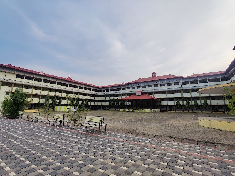 Holy Cross Senior Secondary School, Kapa