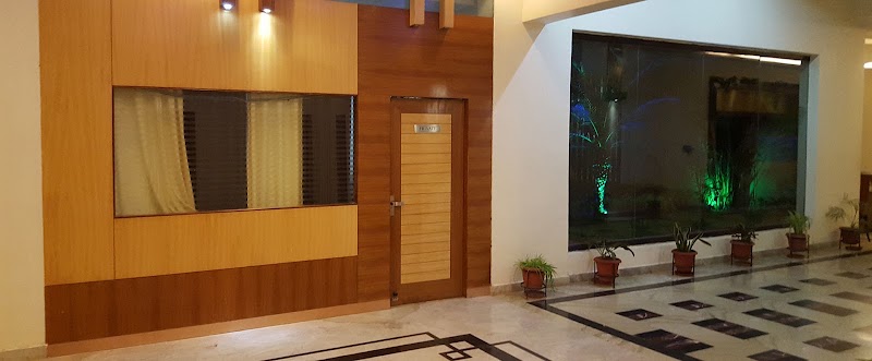Hotel Royal Celebration - Restaurants in Kawardha