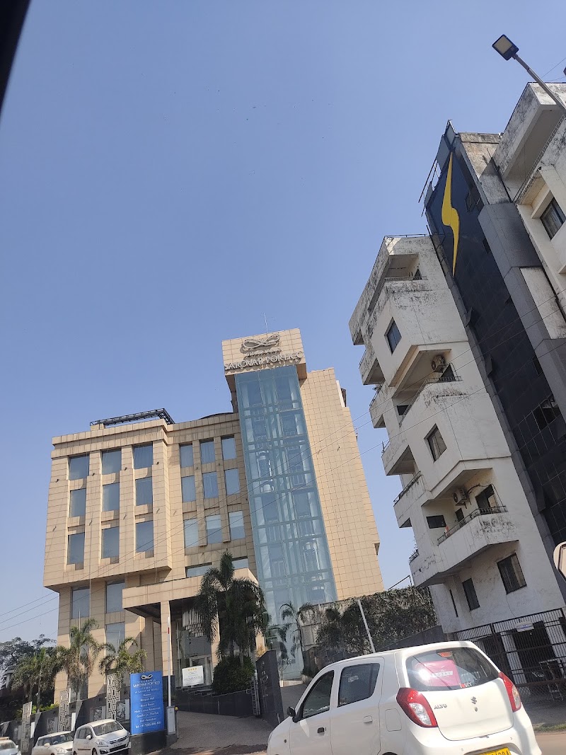 Hotel Singhania Sarovar Portico - Hotel in Raipur
