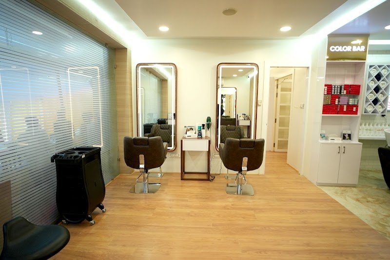 Infiniti Salon