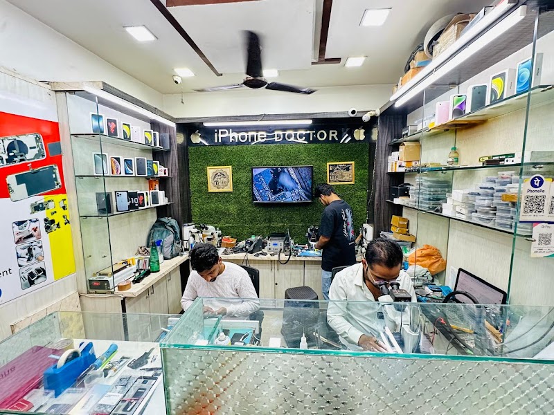 iPhone Doctor - Mobile Shop in Raipur