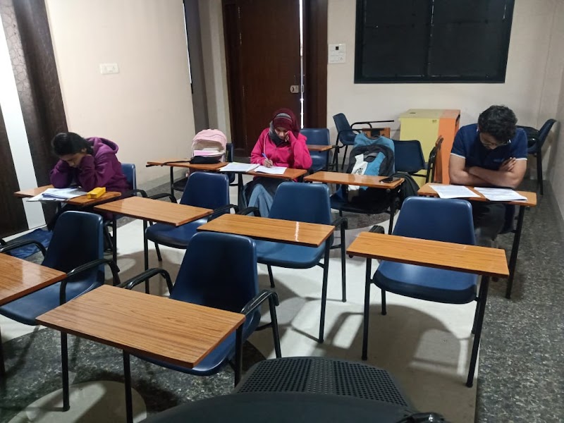 JEMINY ACADEMY