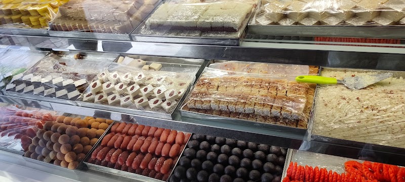 Kanhaiya sweets - Bakery in Bijapur