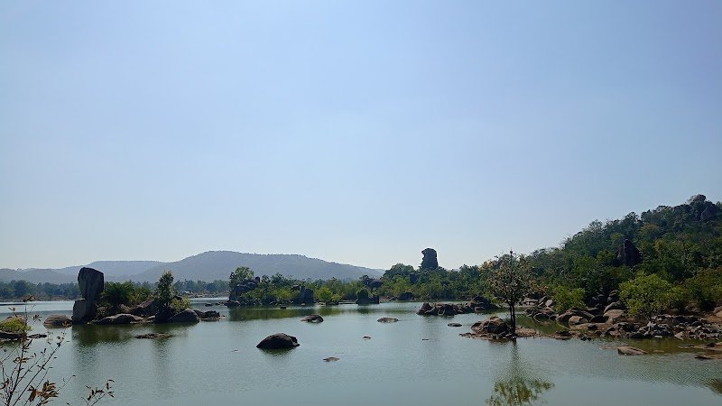 Khamdhodangi Jalashay, a Tourist Spots in Kanker