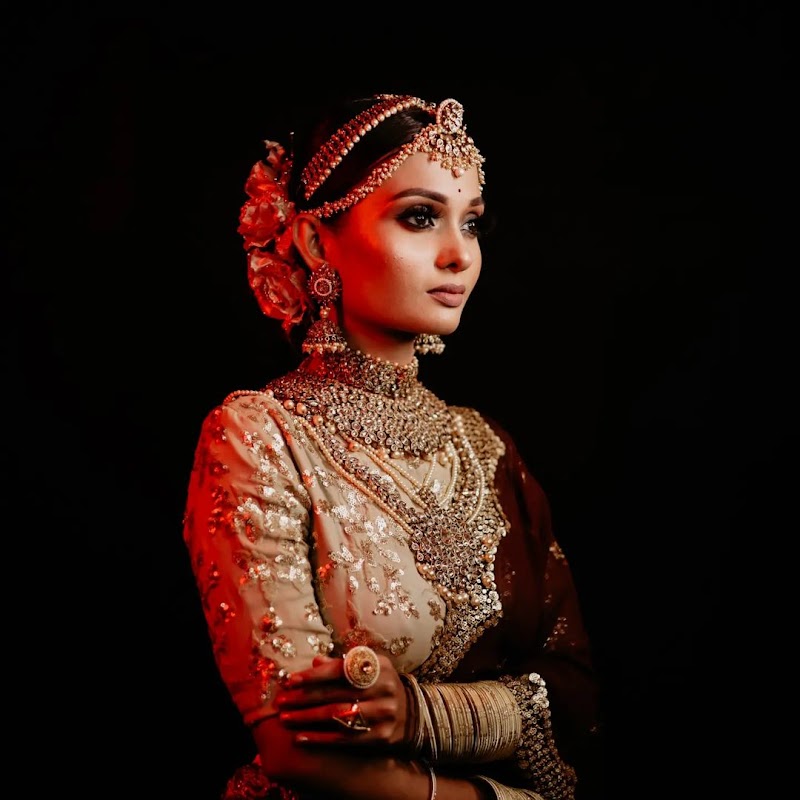 Khushbu Beauty & Spa 