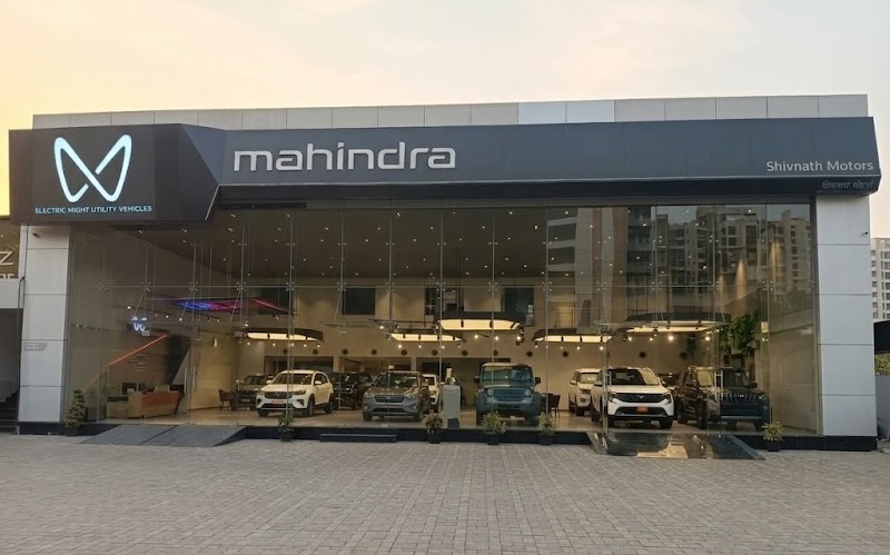 Mahindra Shivnath Motors - 4 Wheeler Showroom in Mowa, Raipur