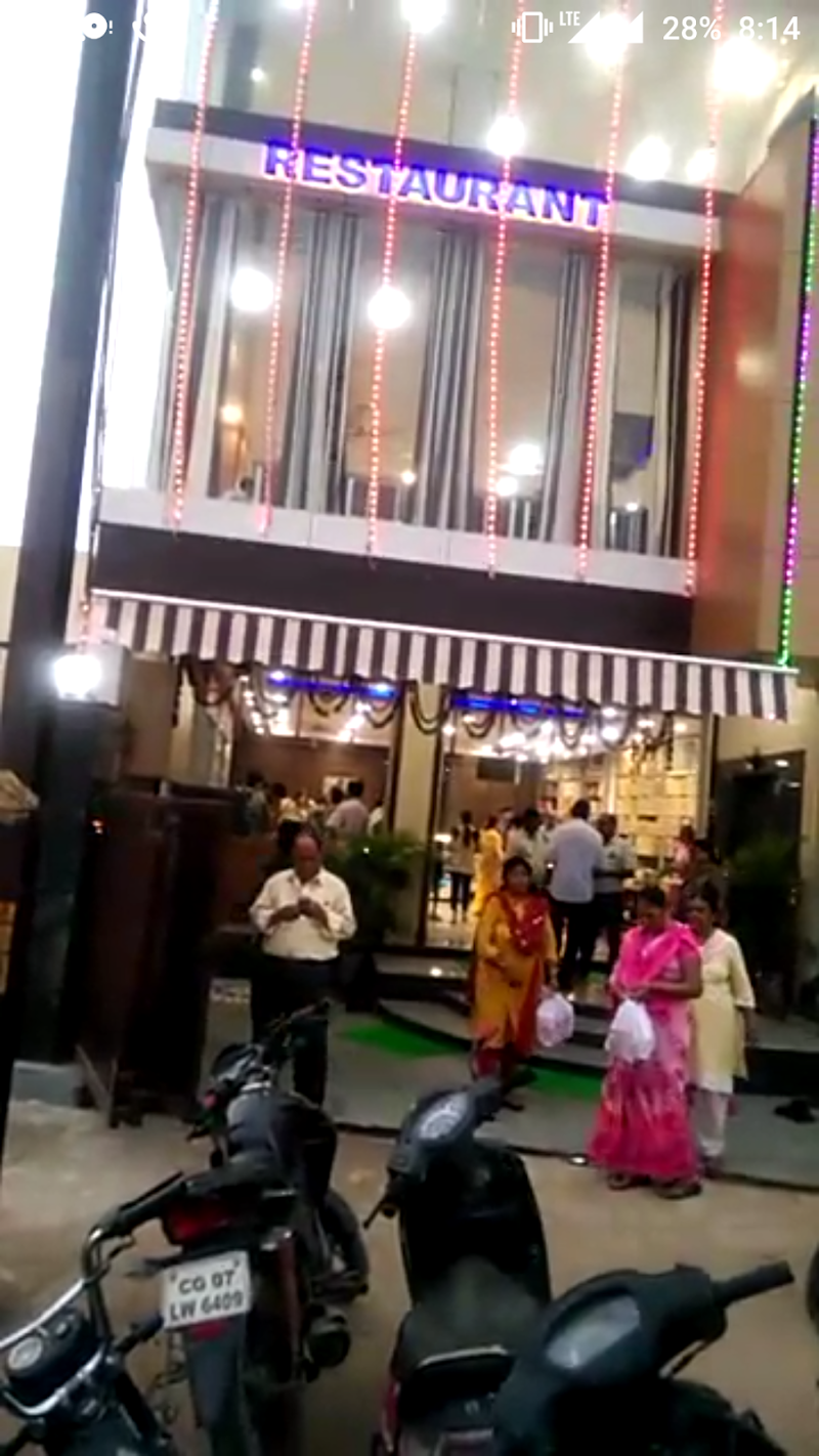 Manmohan Sweets & Restaurant