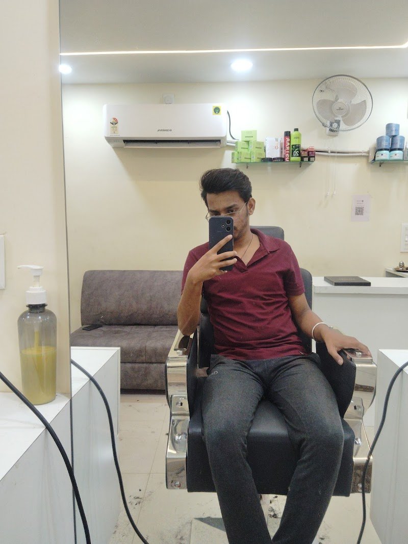 MARC UNISEX SALON