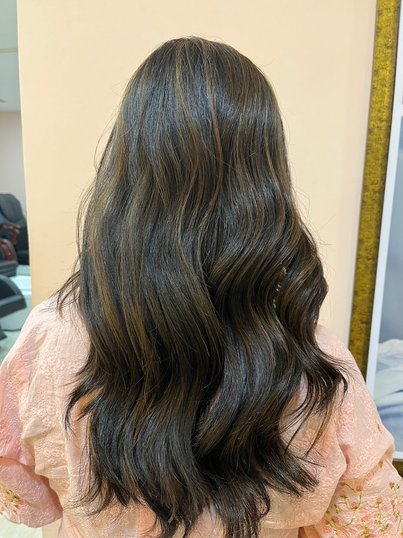 Marie Claire Salon & Wellness