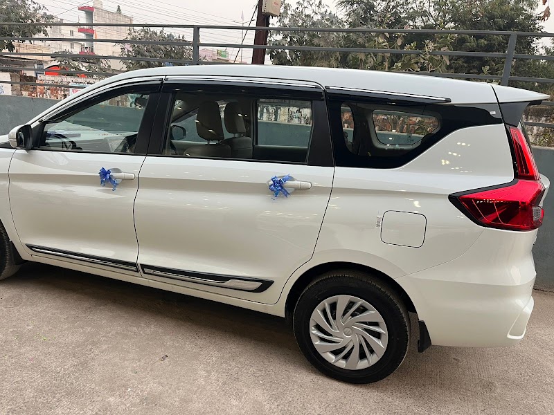 Moli taxi services private limited - Taxi & Cab Services in Raipur