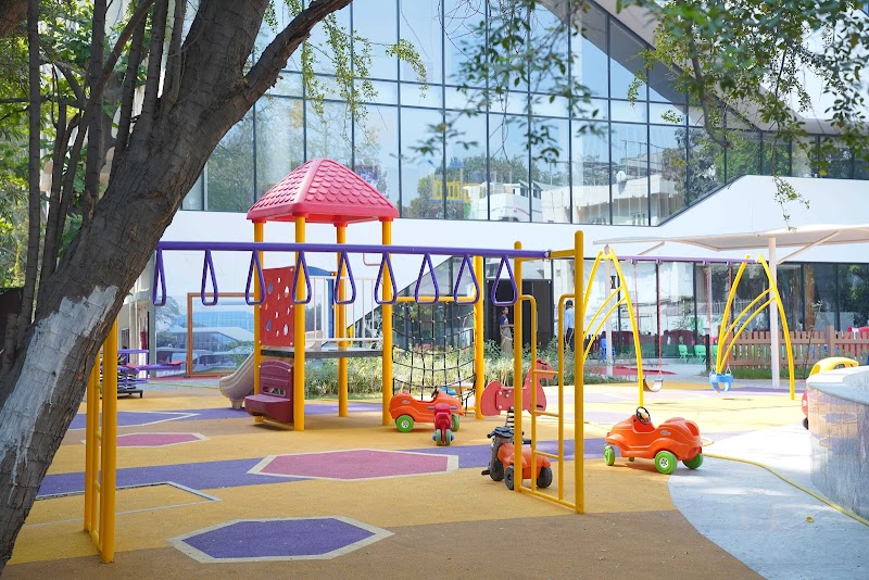 Mother's Pet Kindergarten 