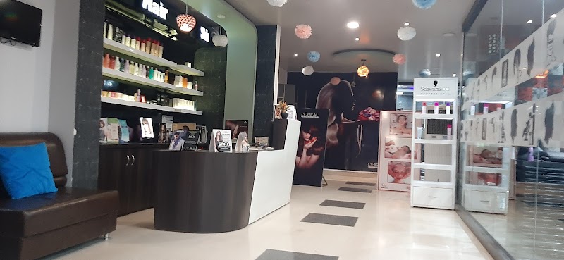 planet unisex salon