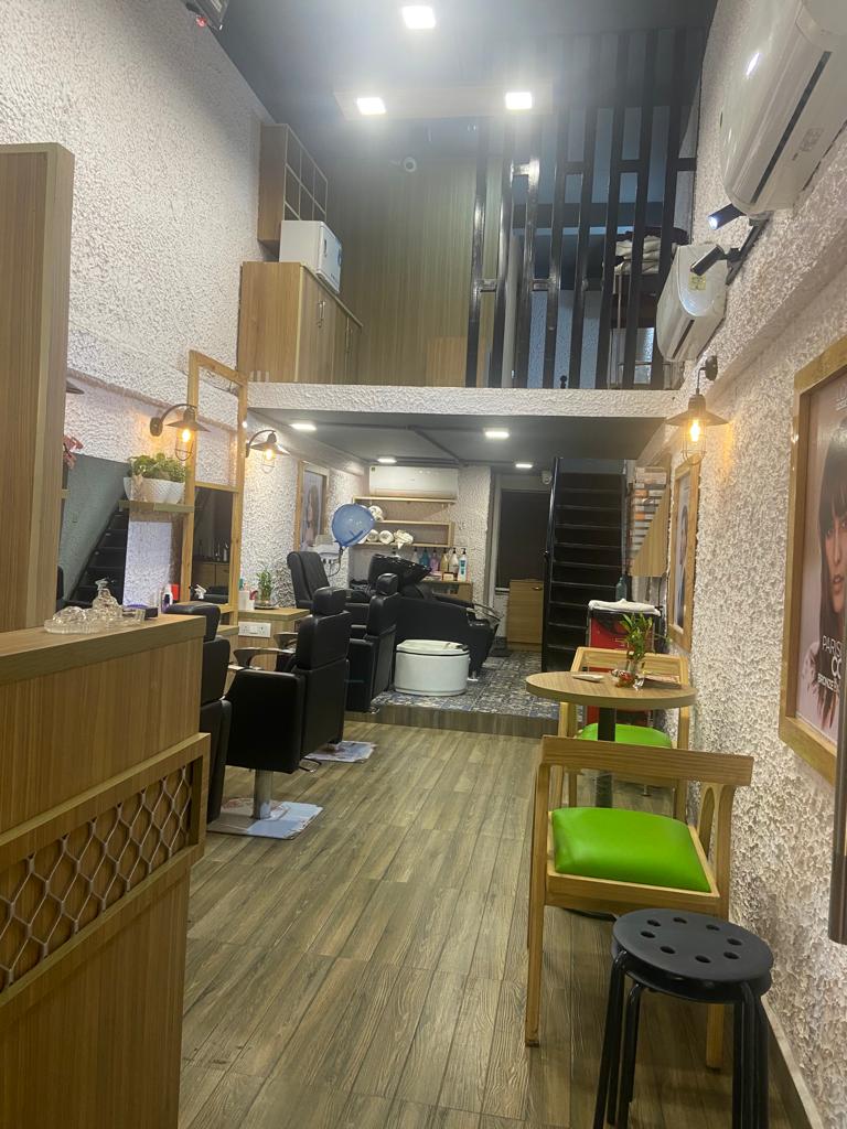 Pro Plus Smart Salon