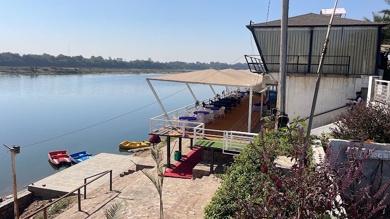 Resort Riviera - Resort in Raipur
