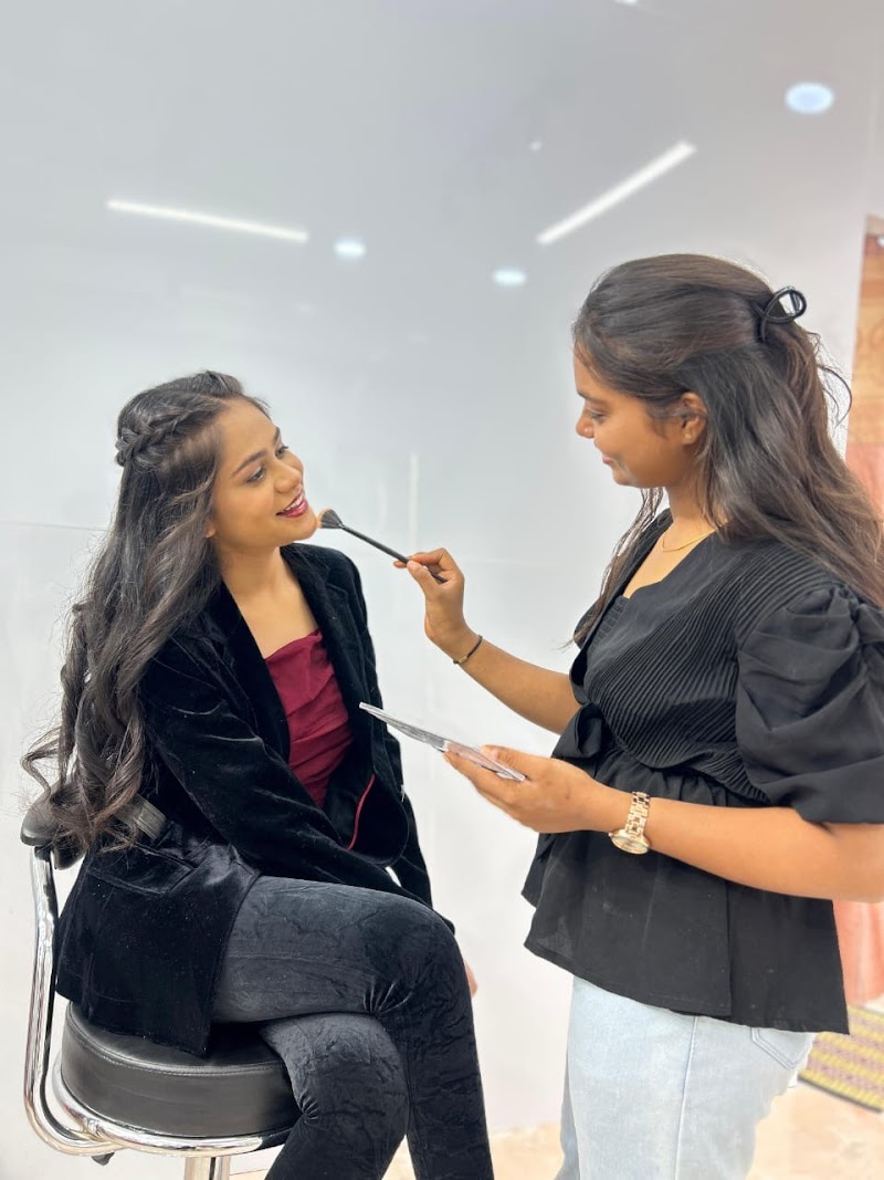 Rohini’s Beauty Salon & Academy