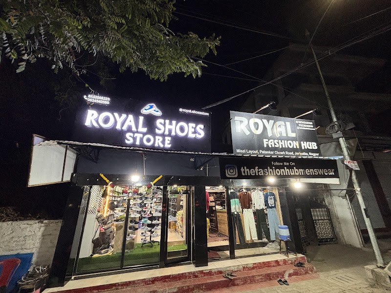 Royal shoes store