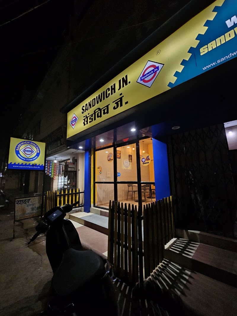Sandwich Junction Kawardha - Restaurants in Kawardha