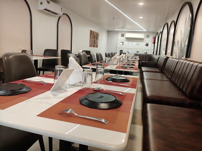 Shree Restaurant - Restaurants in Jagdalpur