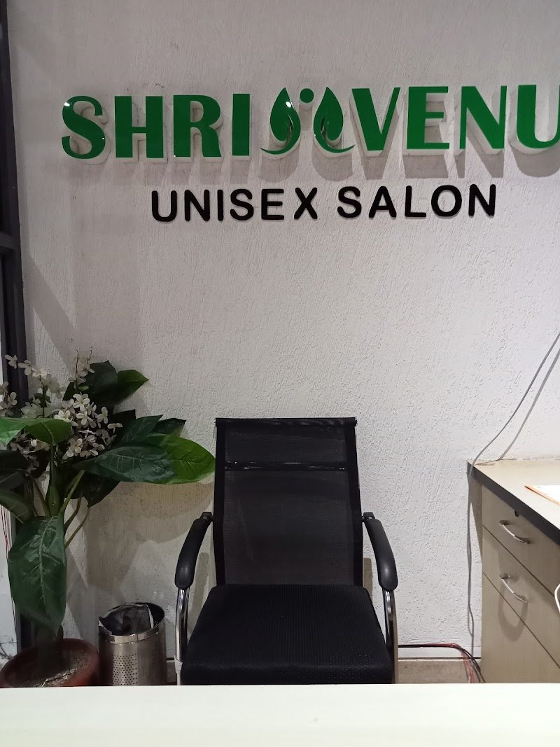 Shrivenu Salon & Academy
