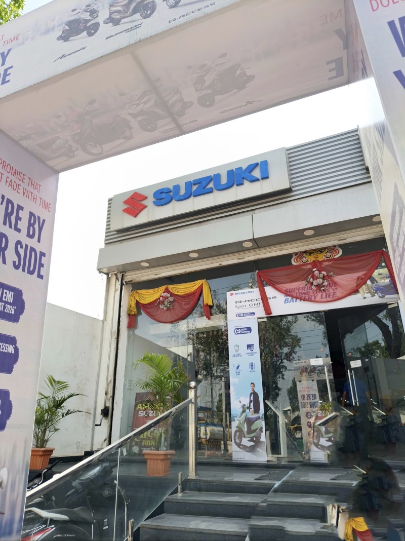 Suzuki Motorcycle - 4 Wheeler Showroom in Ambikapur
