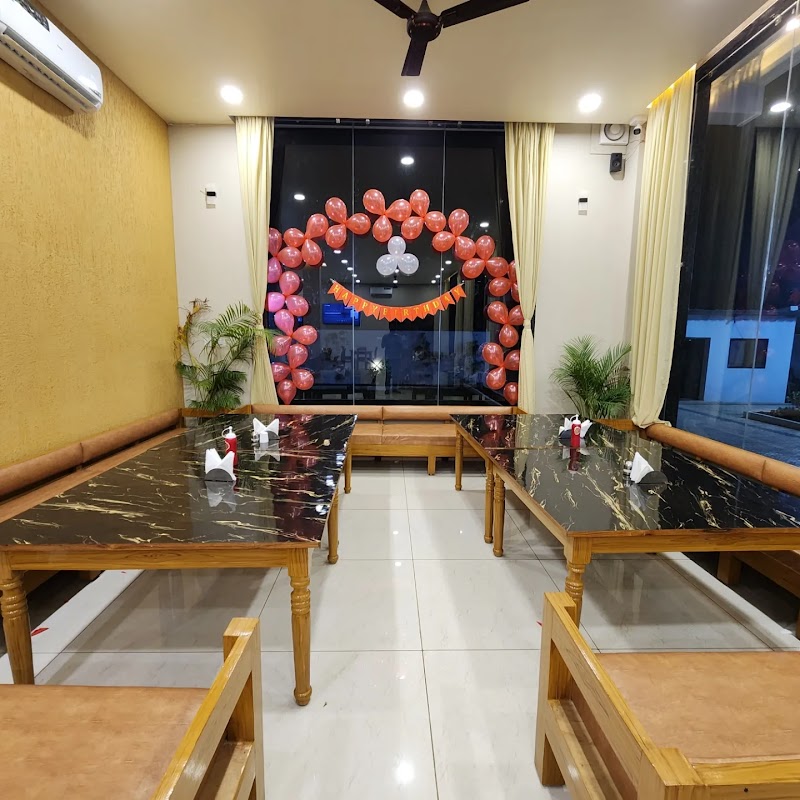 The farmer's kitchen and lawn