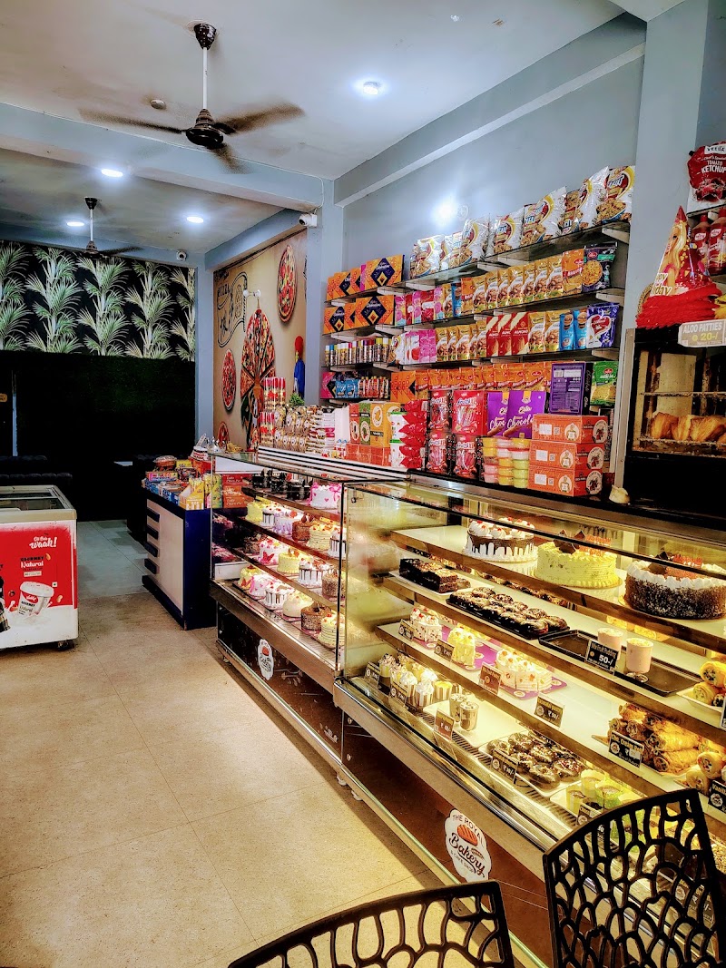 The Royal Bakery - Bakery in Mungeli
