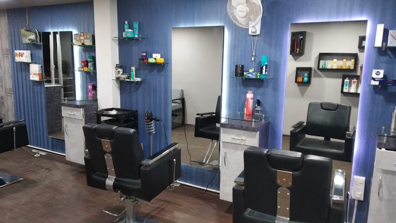 THE TRENDS UNISEX SALOON