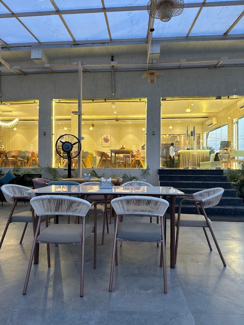 TLD BISTRO