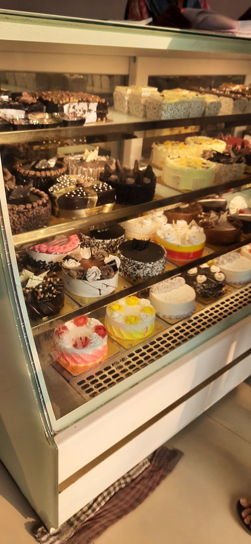 UTOPIA CAKES PARTAP - Bakery in Bilaspur