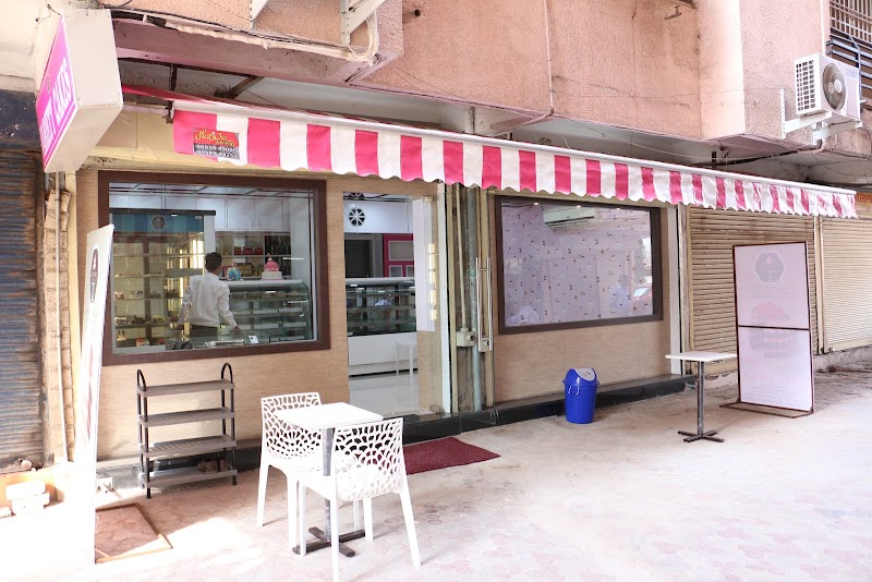 Variety Cakes - Bakery in Shankar Nagar, Raipur