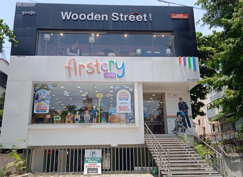 Wooden Street 